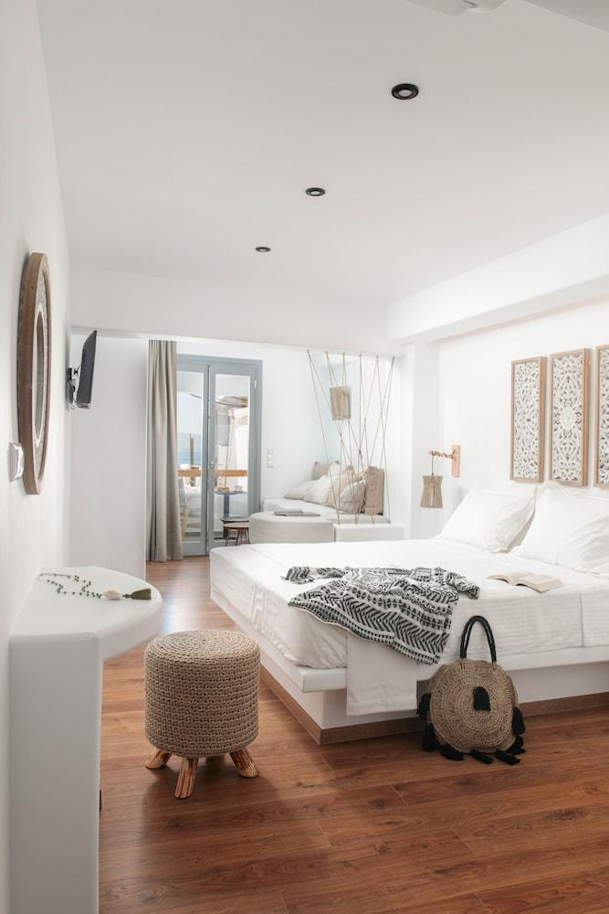 Kissos Luxury Suites Naxos City Extérieur photo